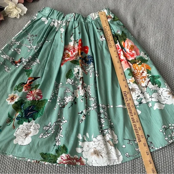 Taydey A-Line Pleated Vintage Floral Print Skirt - Picture 6 of 13